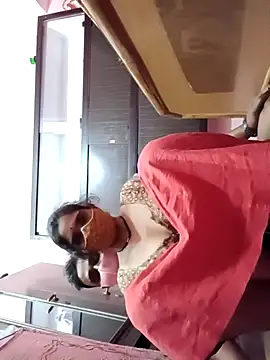 Snapshot of Cutiepie91 chatting on 01-18-26, 04:00 Cutiepie91 online show from 01-18-26, 04:00