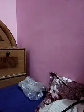 Snapshot of Cutiepie91 chatting on 04-19-26, 10:14 Cutiepie91 online show from 04-19-26, 10:14