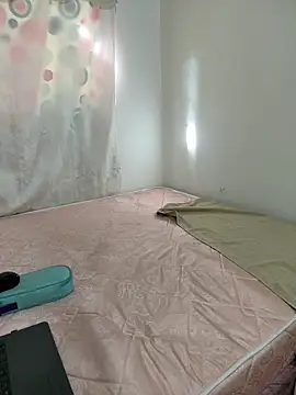 dolunay farah online show from 04-01-26, 01:41