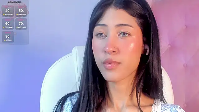 Snapshot of internett_sweetheart chatting on 04-22-26, 06:16 internett sweetheart online show from 04-22-26, 06:16