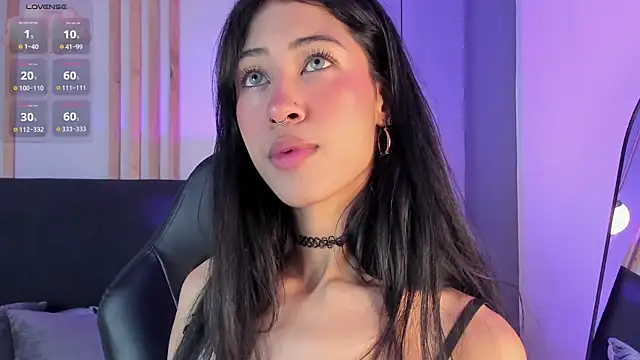 Snapshot of internett_sweetheart chatting on 05-30-26, 11:18 internett sweetheart online show from 05-30-26, 11:18