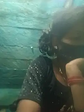 Snapshot of priyasharma899 chatting on 02-14-26, 04:48 priyasharma899 online show from 02-14-26, 04:48