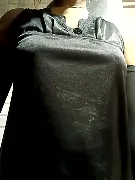 Snapshot of soniyanaataashaaa chatting on 01-14-26, 11:31 soniyanaataashaaa online show from 01-14-26, 11:31