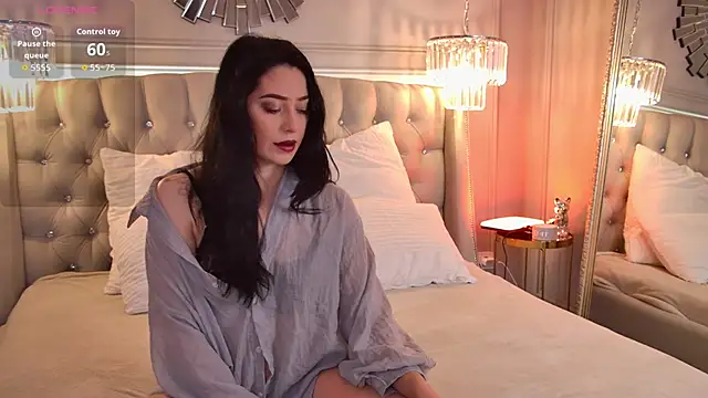 Snapshot of VelisahBow chatting on 01-15-26, 07:13 VelisahBow online show from 01-15-26, 07:13