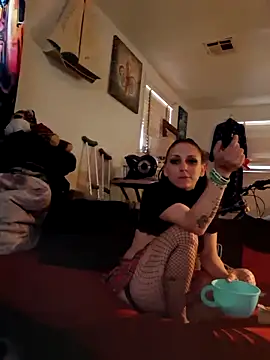 LadySn0w26 online show from 04-09-26, 12:10