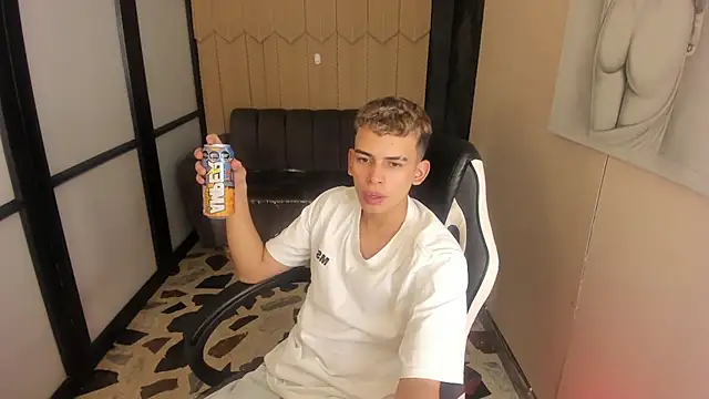 JuanSixx  online show from 01-14-26, 08:14