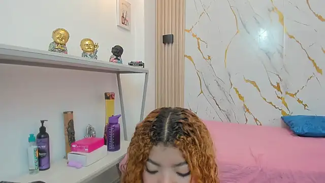 Zoey Taylor07 online show from 05-29-26, 12:36