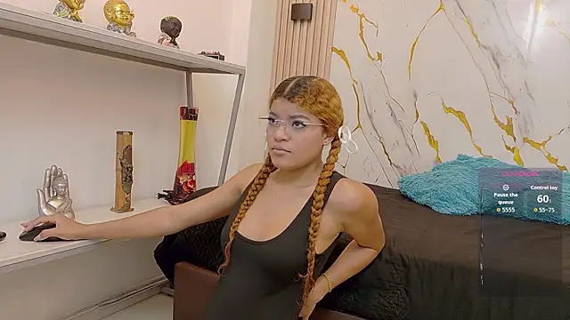 Zoey Taylor07 online show from 06-03-26, 12:52