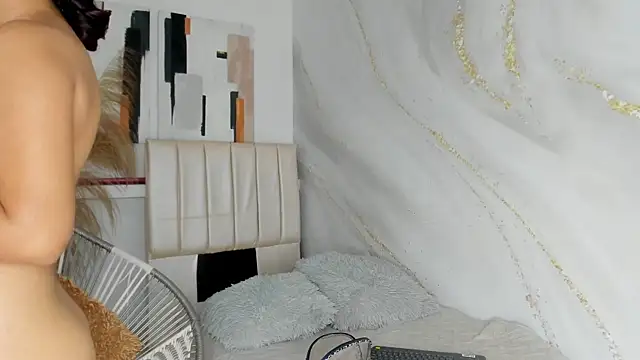 sofia laverde online show from 04-04-26, 07:22