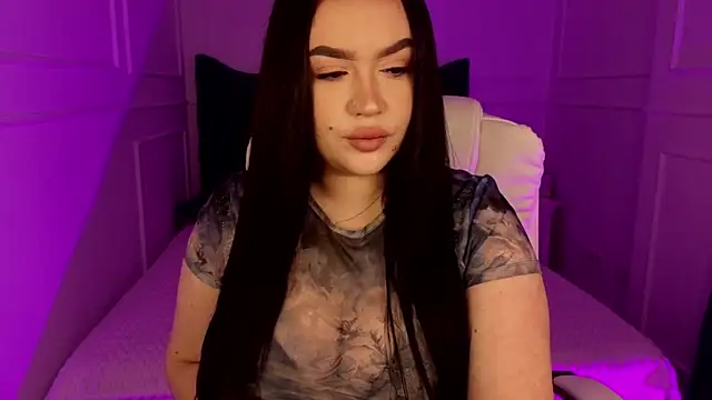 tinafox  online show from 03-06-26, 08:11