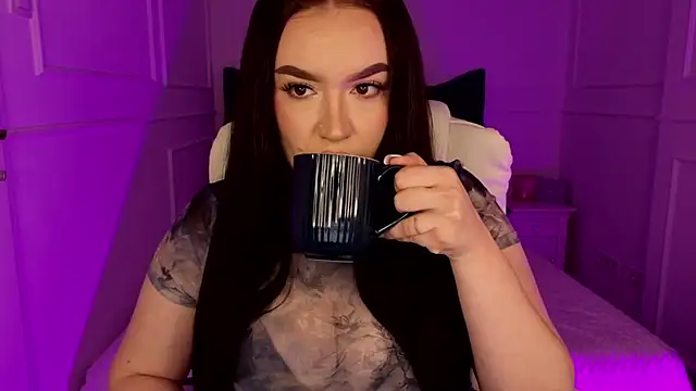 tinafox  online show from 03-20-26, 08:08