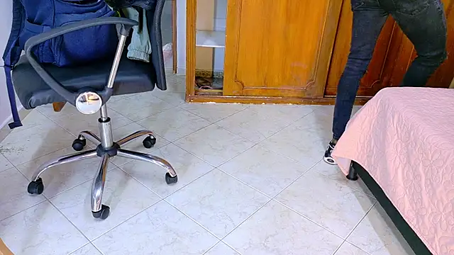 samirths boy  online show from 04-08-26, 07:08