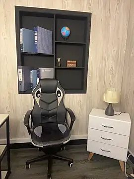 elodie rouge online show from 03-12-26, 12:33