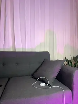 elodie rouge online show from 05-15-26, 11:39