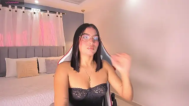 valentina Noa online show from 06-02-26, 12:40