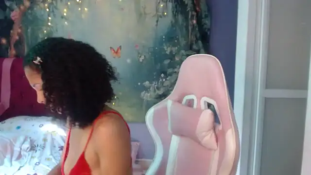 Snapshot of rosa_skinny chatting on 06-12-26, 07:57 rosa skinny online show from 06-12-26, 07:57