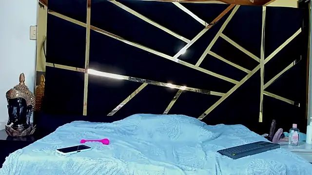 Snapshot of RossyAlvarez chatting on 02-10-26, 03:54 RossyAlvarez online show from 02-10-26, 03:54