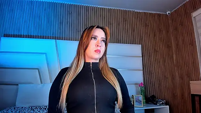 Xara Shadow online show from 03-09-26, 11:53