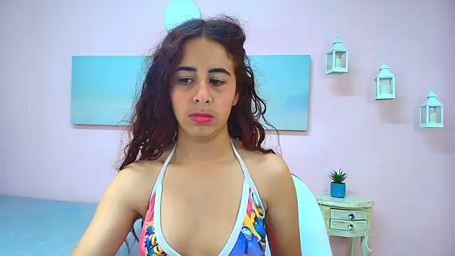 Snapshot of scarlett_clyde chatting on 06-20-26, 12:19 scarlett clyde online show from 06-20-26, 12:19