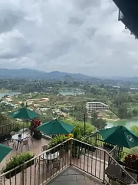 Snapshot of Miaswwe chatting on 02-15-26, 05:31 Miaswwe online show from 02-15-26, 05:31