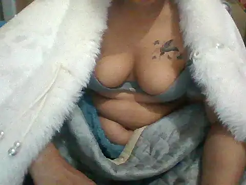 Snapshot of LoveShae_01 chatting on 02-18-26, 02:46 LoveShae 01 online show from 02-18-26, 02:46