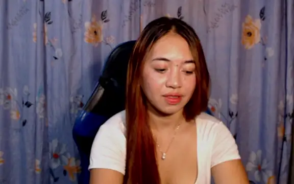 pinay mayahiga online show from 04-05-26, 05:26