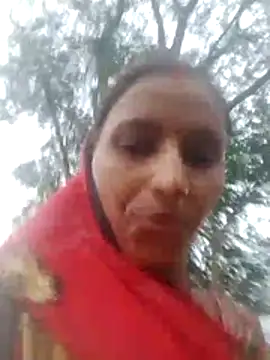 Snapshot of Juli_rathore chatting on 06-06-26, 11:53 Juli rathore online show from 06-06-26, 11:53