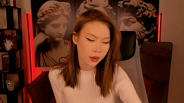 Snapshot of SarahRice chatting on 02-16-26, 04:58 SarahRice online show from 02-16-26, 04:58