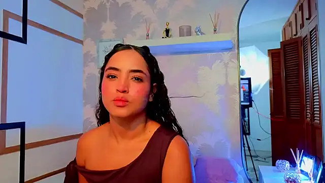 Emma Thompssonn online show from 07-09-26, 12:09