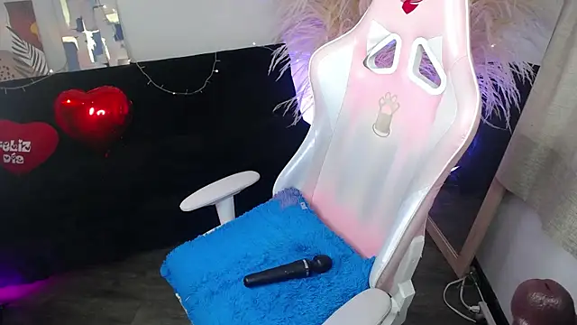 teylo80as online show from 05-16-26, 12:15
