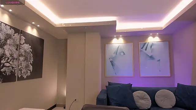 Snapshot of EmilyCarterX chatting on 02-22-26, 11:09 EmilyCarterX online show from 02-22-26, 11:09