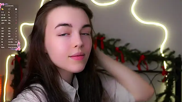 Snapshot of MirnaTellado chatting on 02-28-26, 07:04 MirnaTellado online show from 02-28-26, 07:04