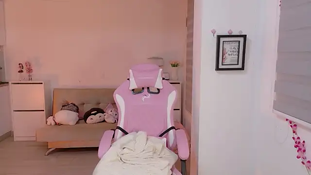 Blush Marie online show from 04-01-26, 01:06