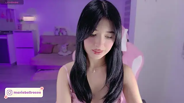Snapshot of Blush_Marie chatting on 05-18-26, 01:56 Blush Marie online show from 05-18-26, 01:56