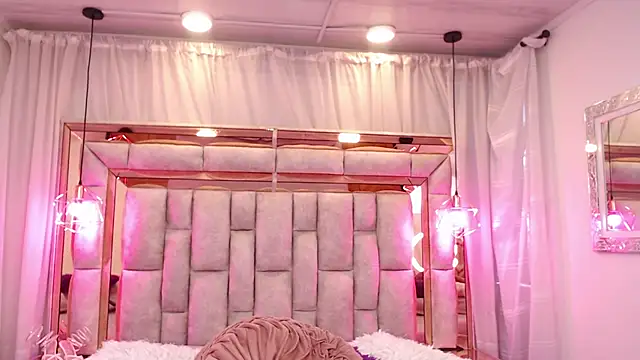 AllisonAdams  online show from 04-07-26, 12:05