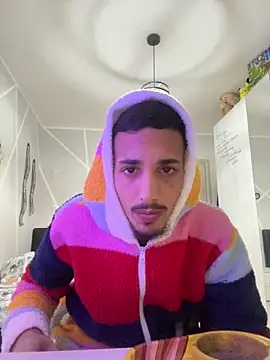 Snapshot of piccolo2002 chatting on 03-06-26, 04:03 piccolo2002 online show from 03-06-26, 04:03