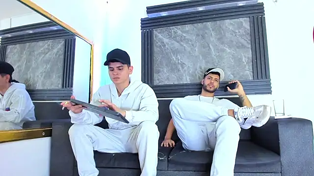 Snapshot of Angel_Villareal chatting on 02-14-26, 05:04 Angel Villareal online show from 02-14-26, 05:04