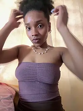 Snapshot of Ebony_love07 chatting on 05-14-26, 08:26 Ebony love07 online show from 05-14-26, 08:26