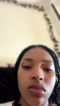 Snapshot of Ebony_love07 chatting on 06-25-26, 08:46 Ebony love07 online show from 06-25-26, 08:46