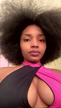 Snapshot of Ebony_love07 chatting on 07-09-26, 07:40 Ebony love07 online show from 07-09-26, 07:40