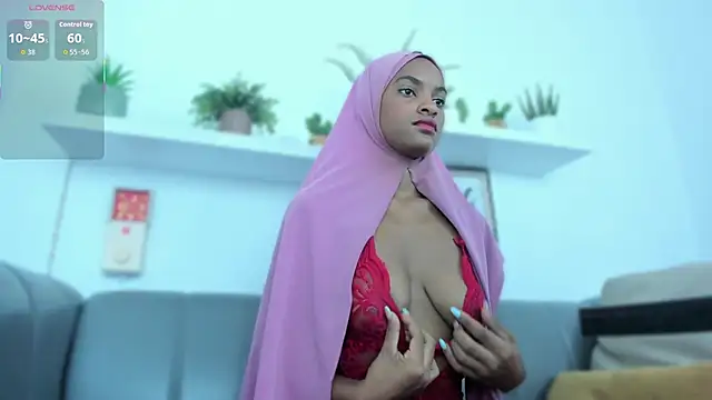 Amira Alzahra online show from 04-10-26, 04:01