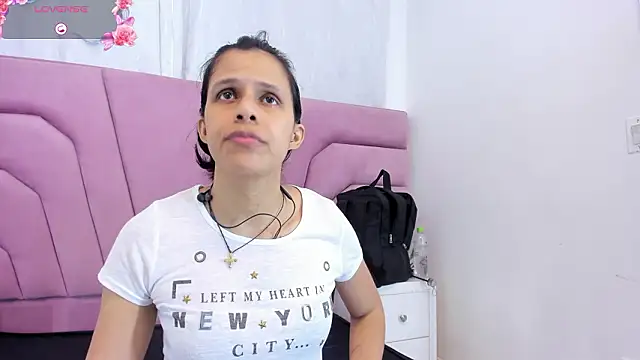 Snapshot of mitzukywinteer chatting on 03-01-26, 08:22 mitzukywinteer online show from 03-01-26, 08:22