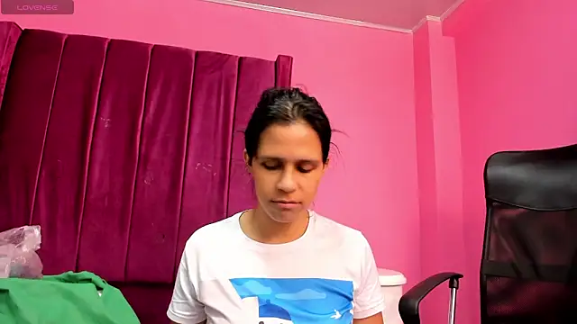 mitzukywinteer online show from 05-21-26, 08:49