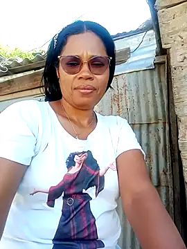 Snapshot of Yandris_1212 chatting on 02-11-26, 02:11 Yandris 1212 online show from 02-11-26, 02:11