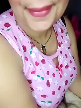 Snapshot of Naughty-Yousra chatting on 02-07-26, 05:44 Naughty-Yousra online show from 02-07-26, 05:44