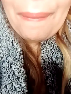 Snapshot of Naughty-Yousra chatting on 03-06-26, 09:17 Naughty-Yousra online show from 03-06-26, 09:17