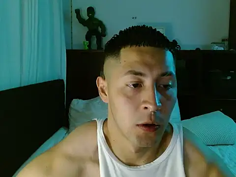 Snapshot of Spilios_low chatting on 07-05-26, 03:13 Spilios low online show from 07-05-26, 03:13