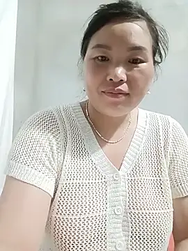 Snapshot of nana_nana99 chatting on 08-05-26, 10:44 nana nana99 online show from 08-05-26, 10:44
