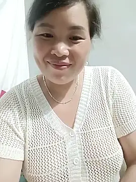 Snapshot of nana_nana99 chatting on 08-07-26, 03:58 nana nana99 online show from 08-07-26, 03:58