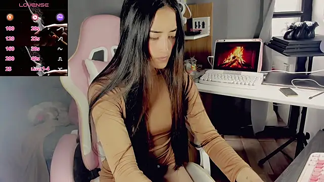 VictoriaHoneyy online show from 04-07-26, 01:33